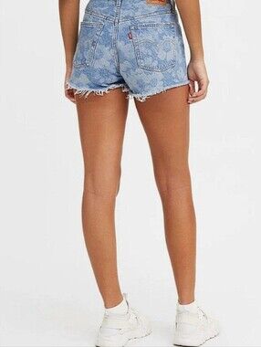 Levi's Light 501 Blue Floral-Print Denim Shorts 26
